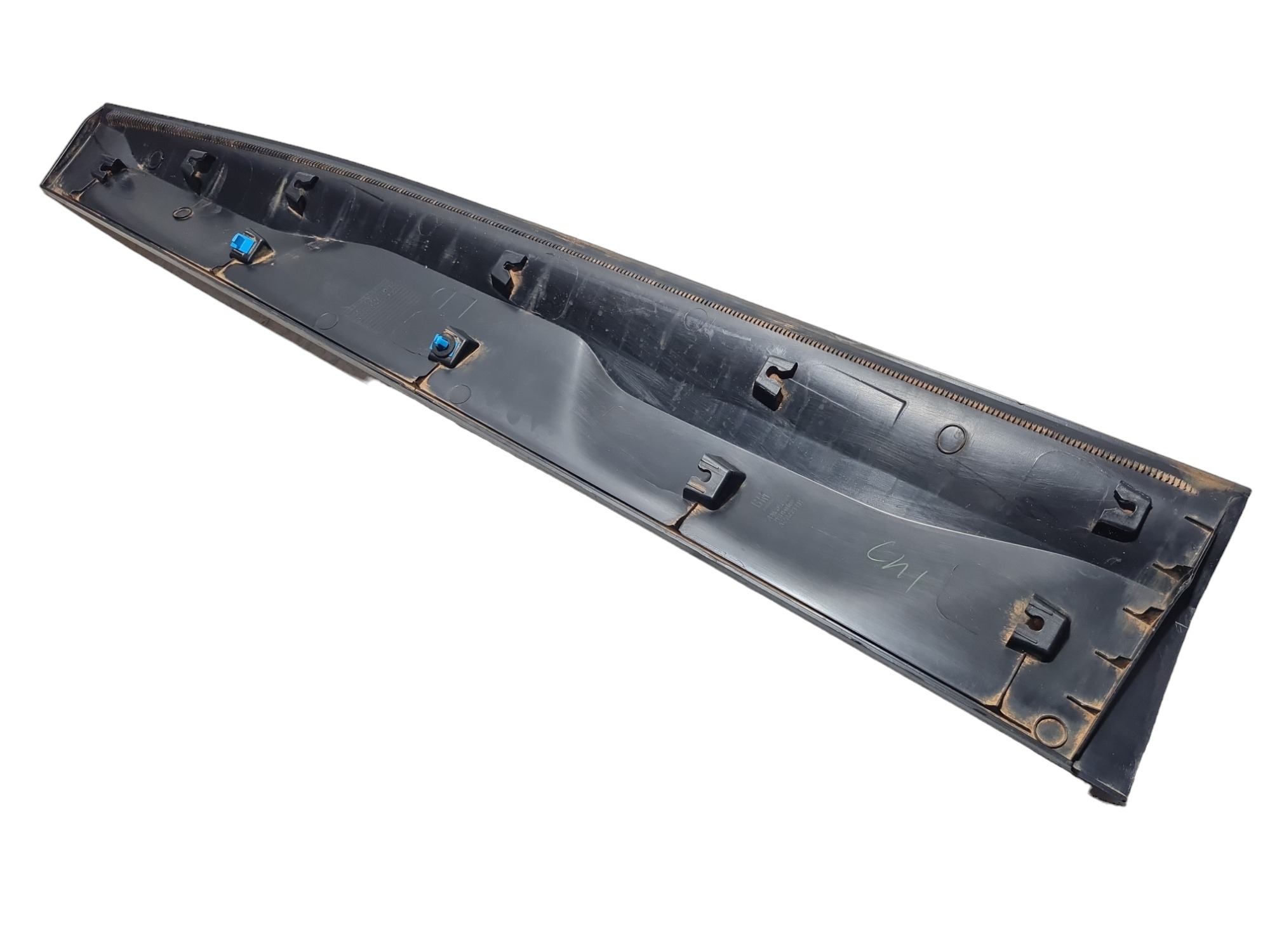 Moldura Porta Dianteira Direita Chevrolet Tracker 26275881 6