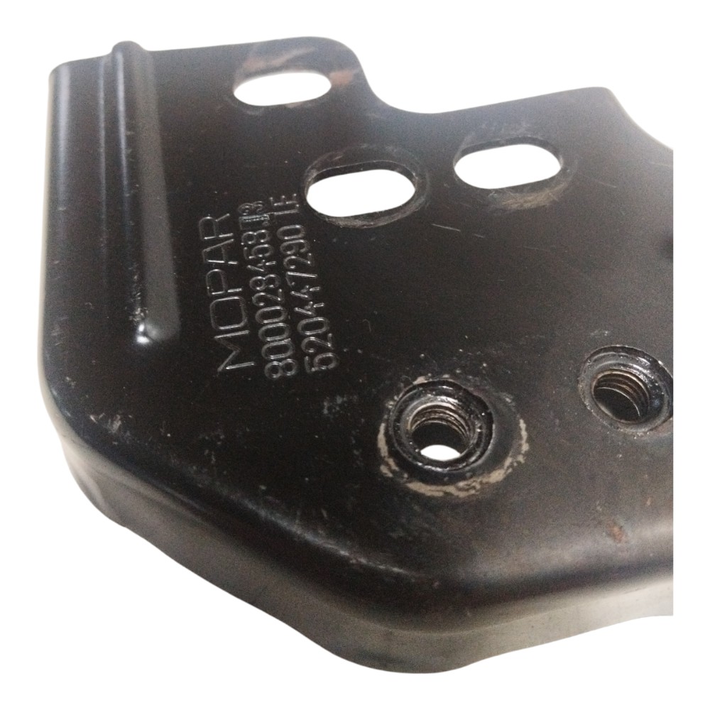 Suporte Inferior Esquerdo Radiador Fiat Cronos 2024 Original 4