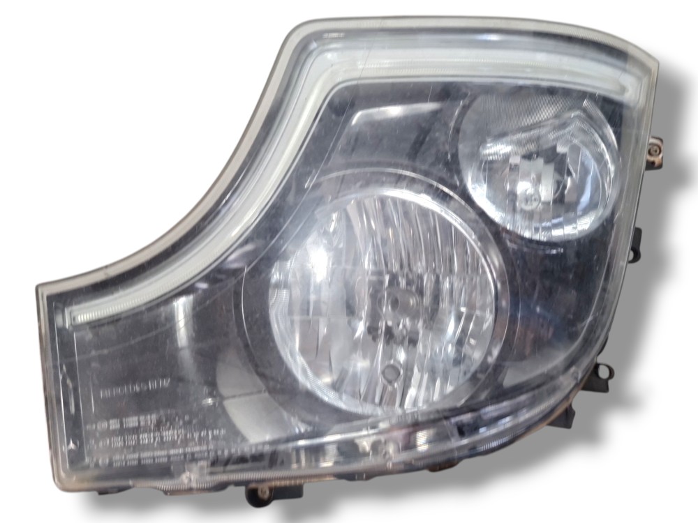 Farol Esquerdo Mercedes Actros 2651 2022 A9618207061 Esquerdo