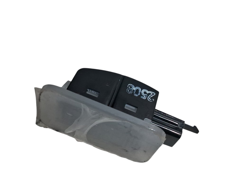 Luz Cortesia Porta Malas Gwm Tank 300 Hibrido 2025 2026 3