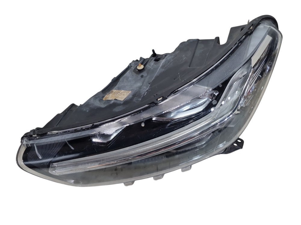 Farol Dianteiro Esquerdo Volvo Xc40 T5 2020 32293922 Detalhe Esquerdo/motorista 3