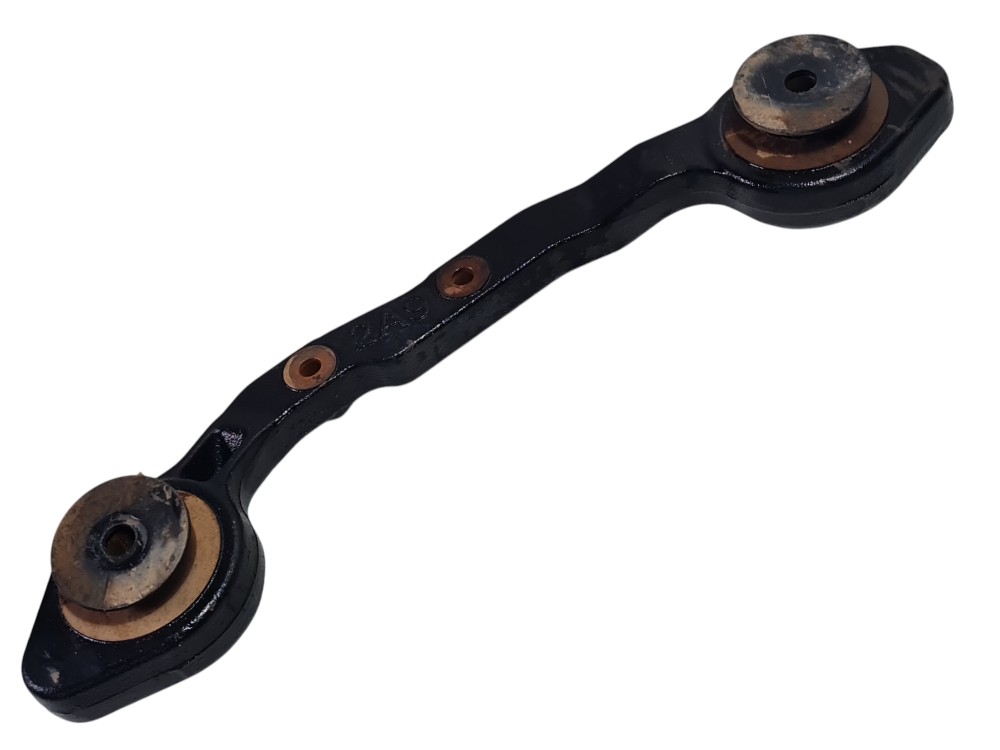 Suporte Do Diferencial Traseiro Lexus Nx300h 2019 5239148110 3