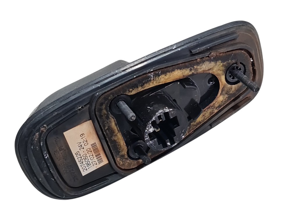 Lanterna teto Volvo VM 330 2021 2022 20745225 ORIGINAL 3