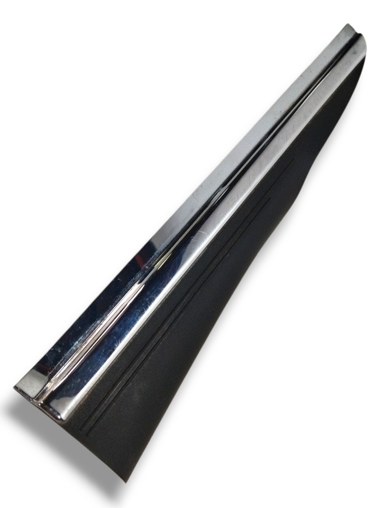 Soleira Porta Traseira Direita Mercedes Cls 500 2005 1