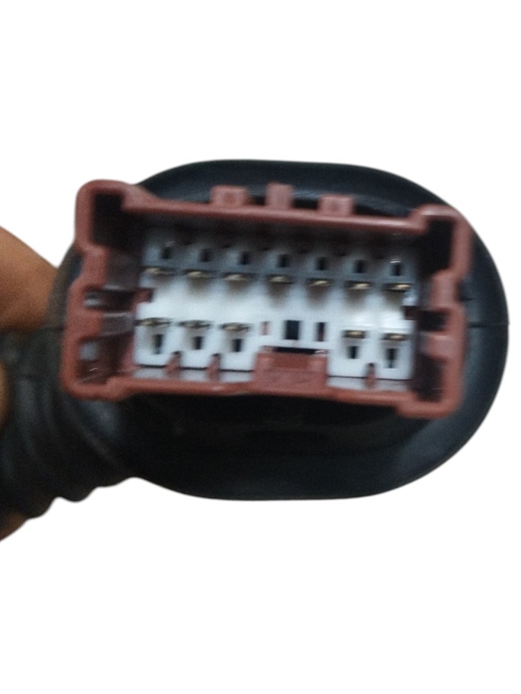 Chicote elétrico da porta traseira direita Renault Logan 6