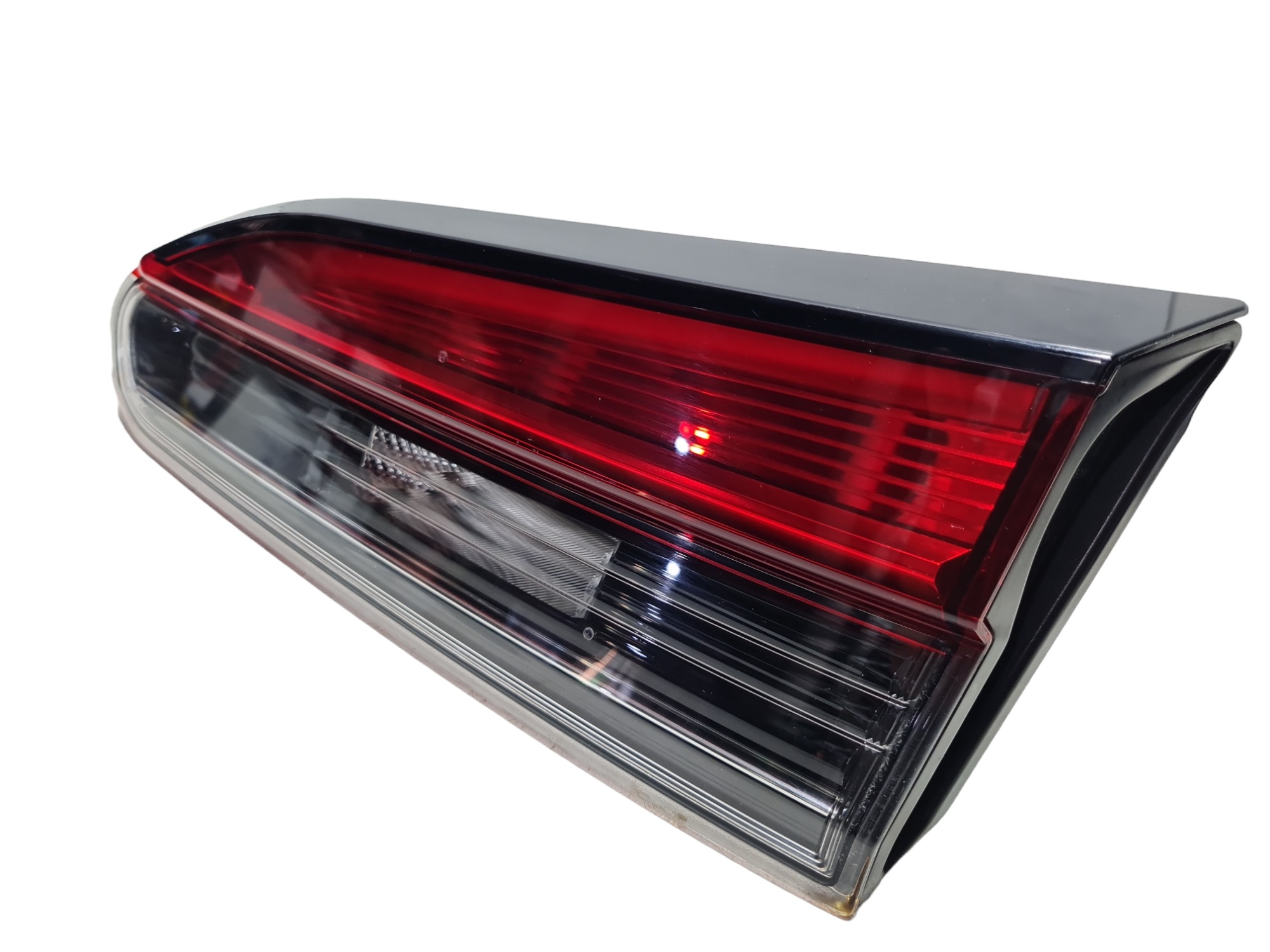 Laterna Tampa Traseira Toyota Corolla Cross 2023 W5773 Esquerdo 4