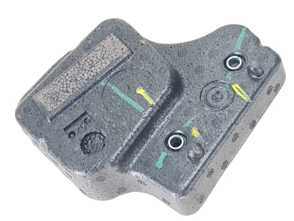 Isopor Porta Dianteira Direita Toyota Yaris 2023 2024 2