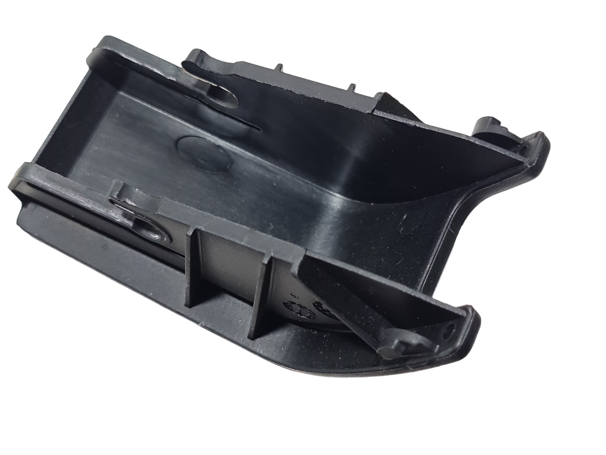 Tampa Acabamento Isofix Gm Tracker 2022 26288549 5