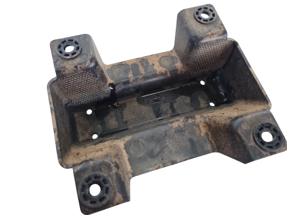 Suporte Carroceria Byd Tan 2023 Original Steka-3102810 3