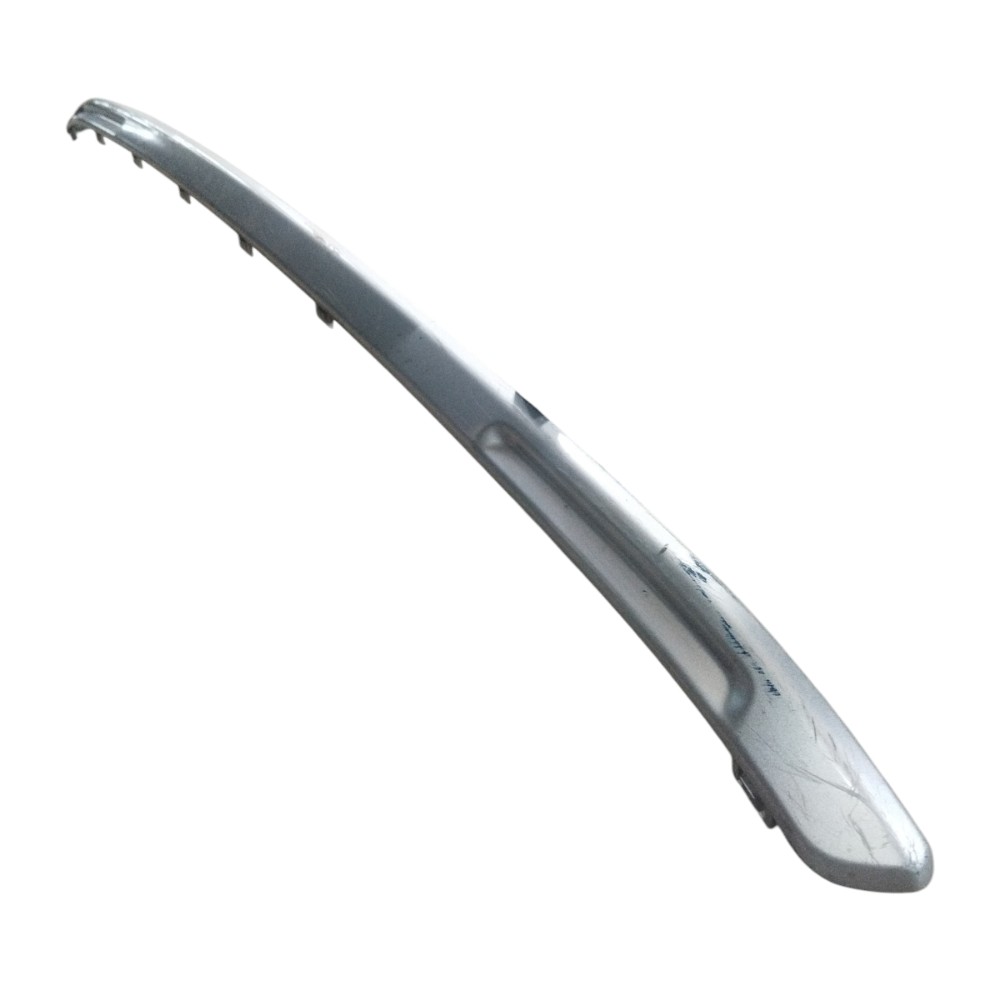 Friso Para-choque Dianteiro Jeep Compass D270 2023 Detalhes 5