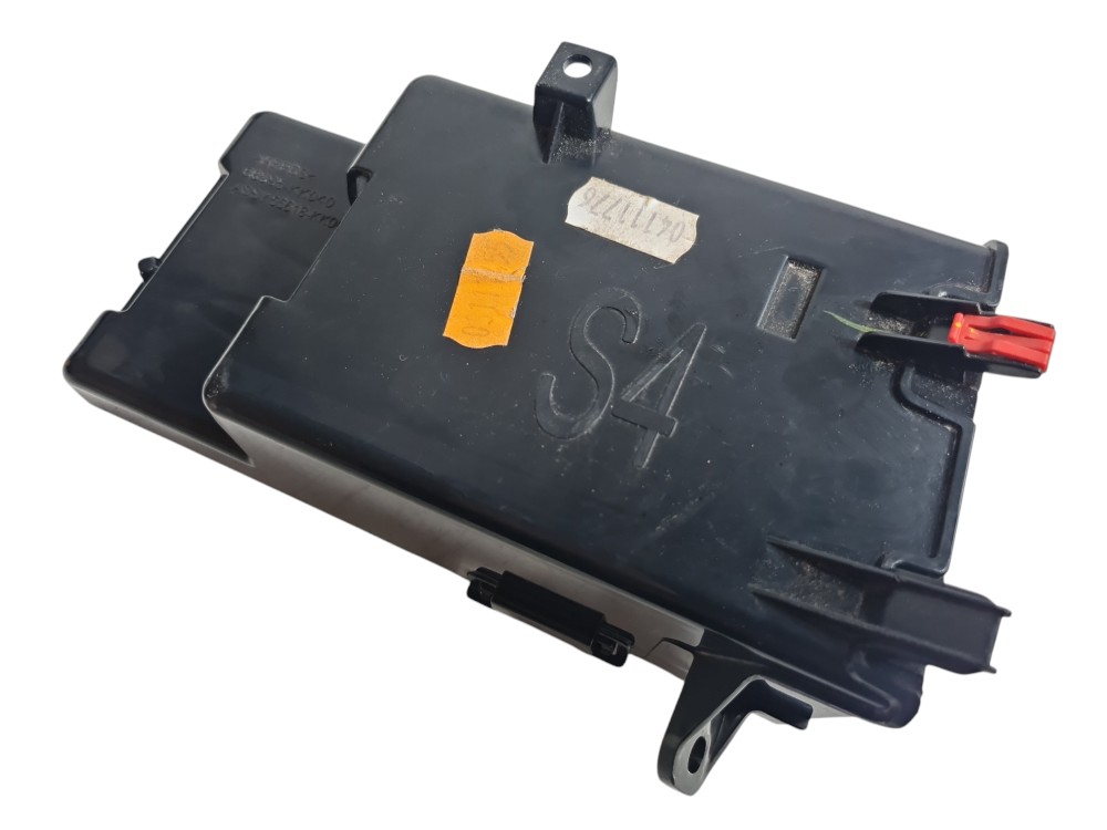 Base Porta Copos Lado Diant Direito Toyota Sw4 2022 Detalhe 1