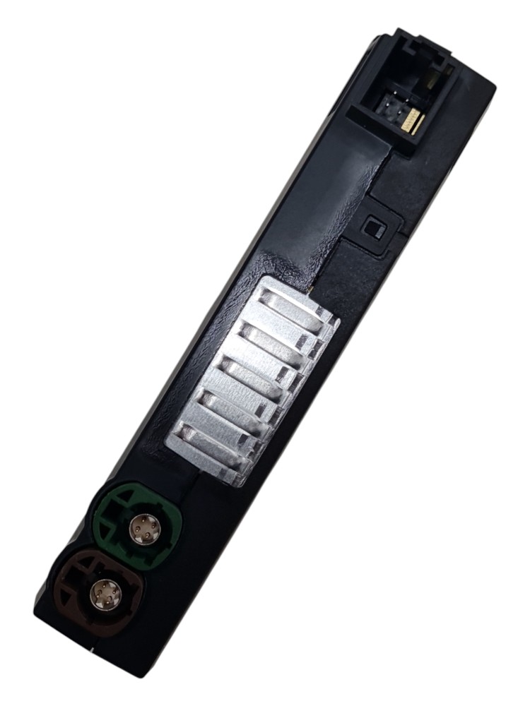 Console central tipo C soquetes duplos audi e tron spb 2022 3