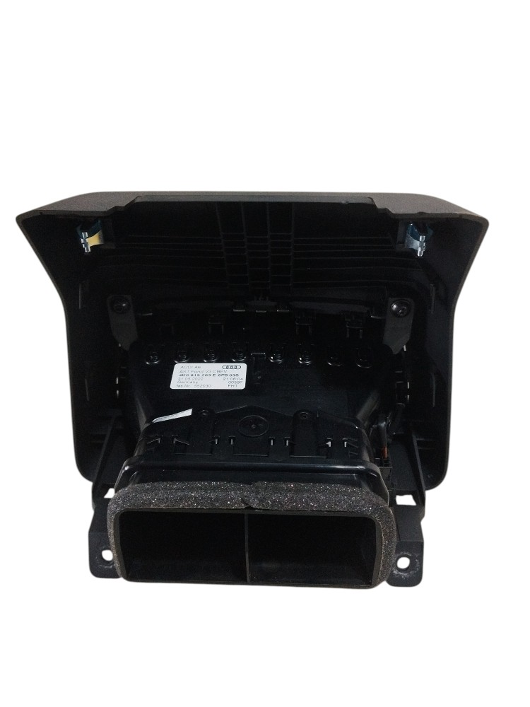 Sainda De Ar Traseira Consile Central Audi Etron Original 4