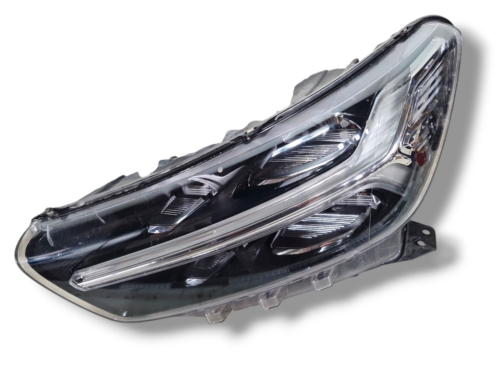 Farol Dianteiro Esquerdo Volvo Xc40 T5 2020 32293922 Detalhe Esquerdo/motorista 1