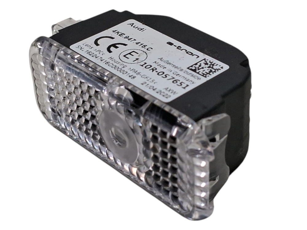 Luz Cortesia Porta Traseira Para o Audi E tron SPB 2022 5