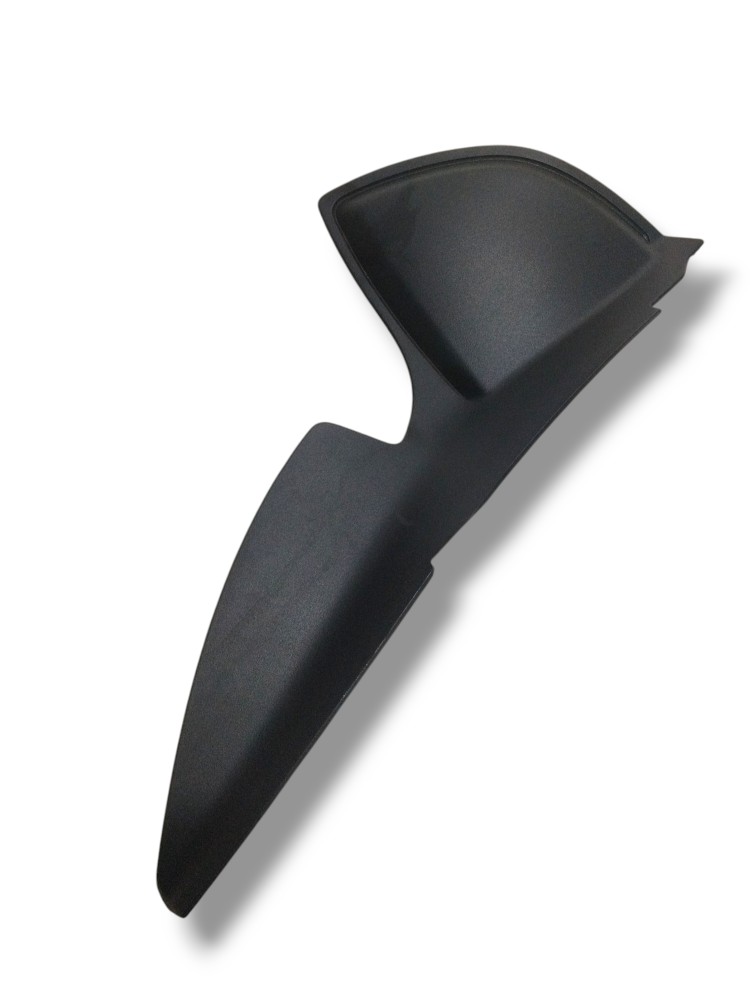 Tampa lateral direita painel Citroen C5 2.0 2009 9682342477