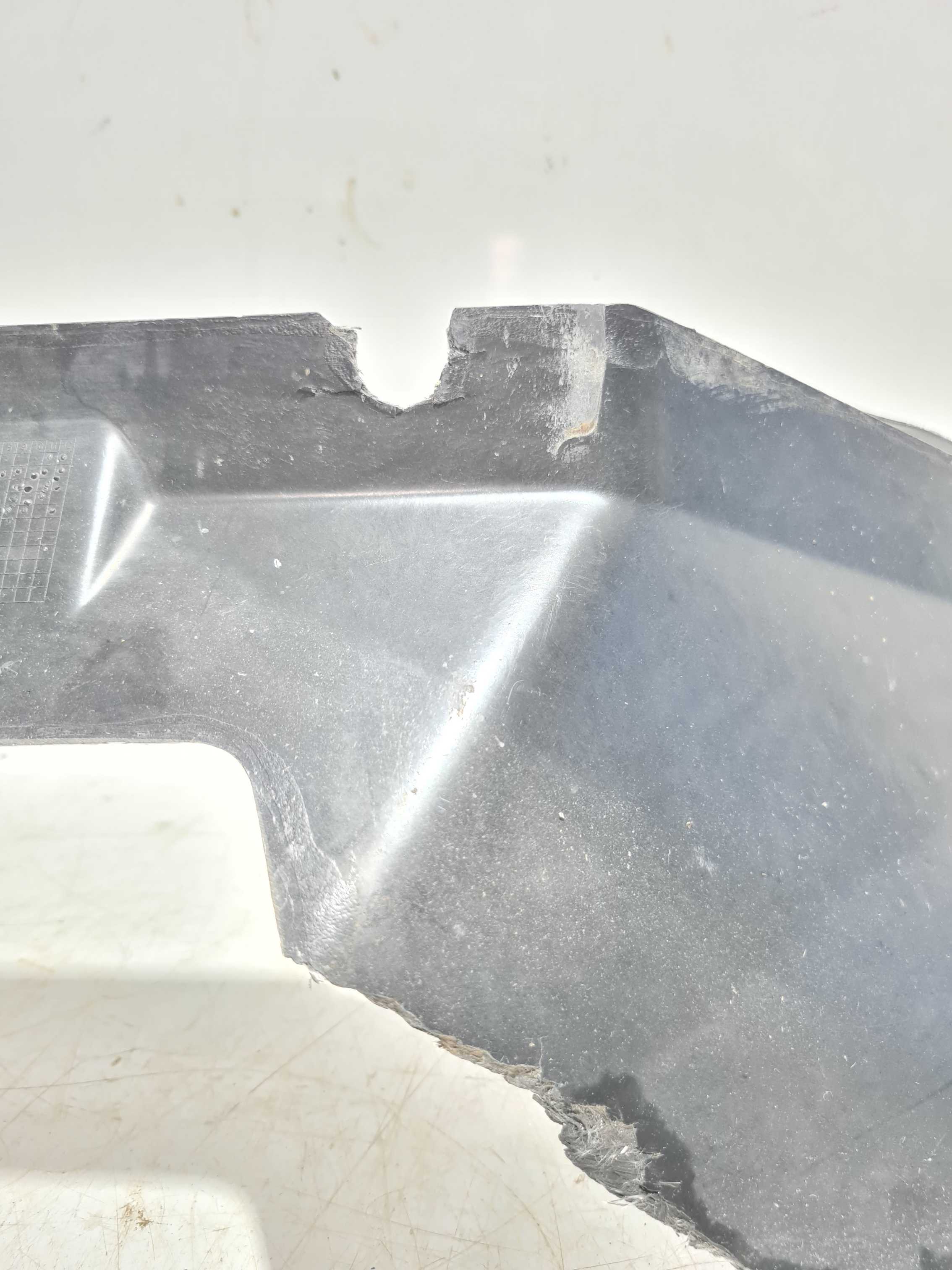 Protetor Inferior Estepe Land Rover Discovery 2016 Detalhe 2