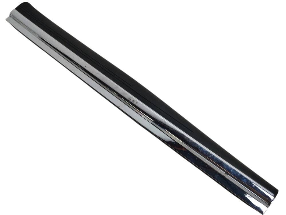 Soleira Dianteiro Lado Direito Mercedes Cls 500 2005 2006 Preto 3