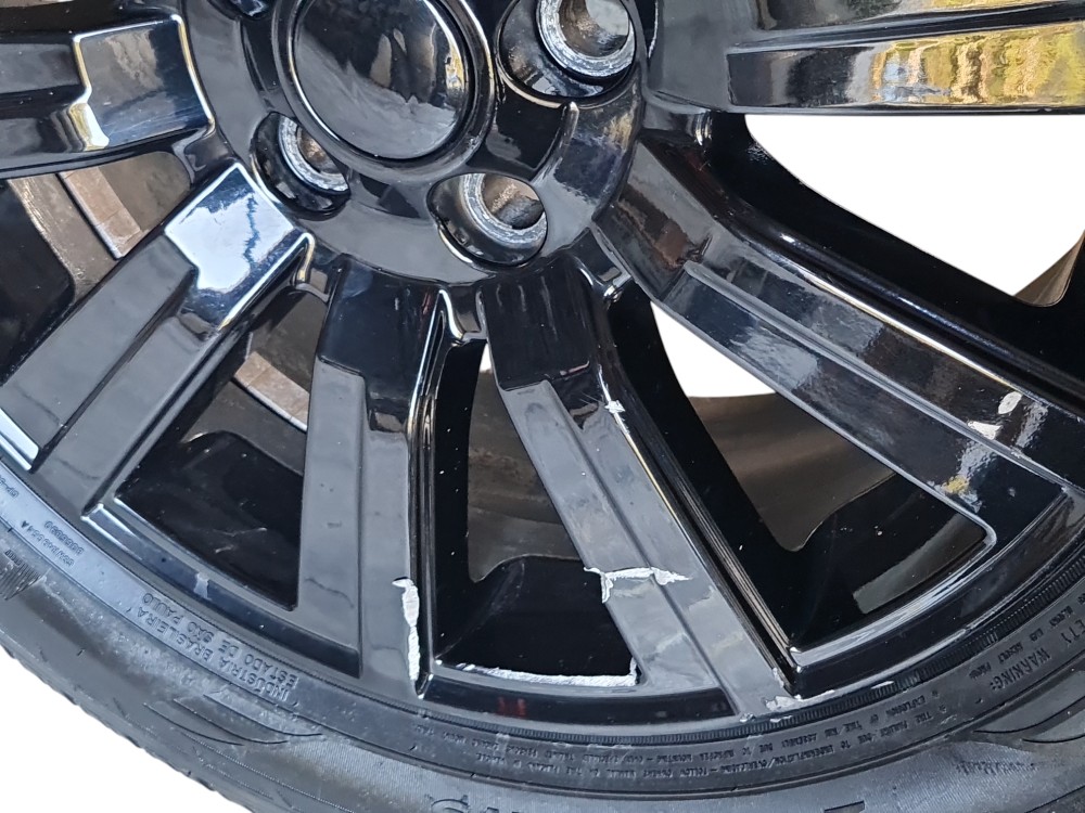 Roda Pneu 255/55r19 Aro 19 Discovery 4 2015 Goodyear Filé 2