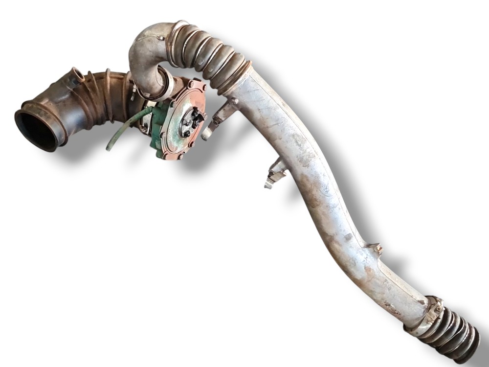 Meia turbina Curva saida turbina Volvo VM 330 2021 2022