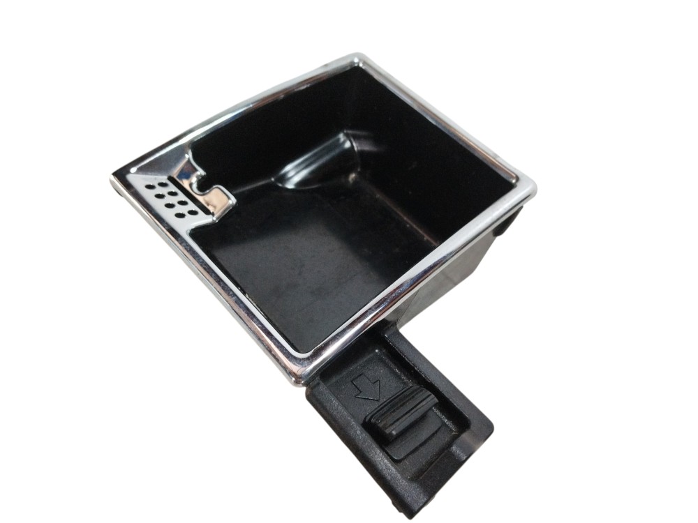 Porta Treco Console Central Mercedes Cls500 2005 A2118100428 Preto 2
