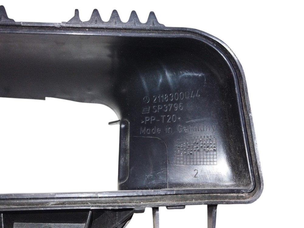 Tampa Duto Do Ar Mercedes Cls 500 2005 2118300044 Usado 6