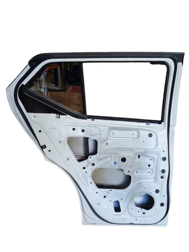 Porta Traseira Esquerda Nissan Kicks 2022 2023 2024 Filé Traseira Esquerdo 4