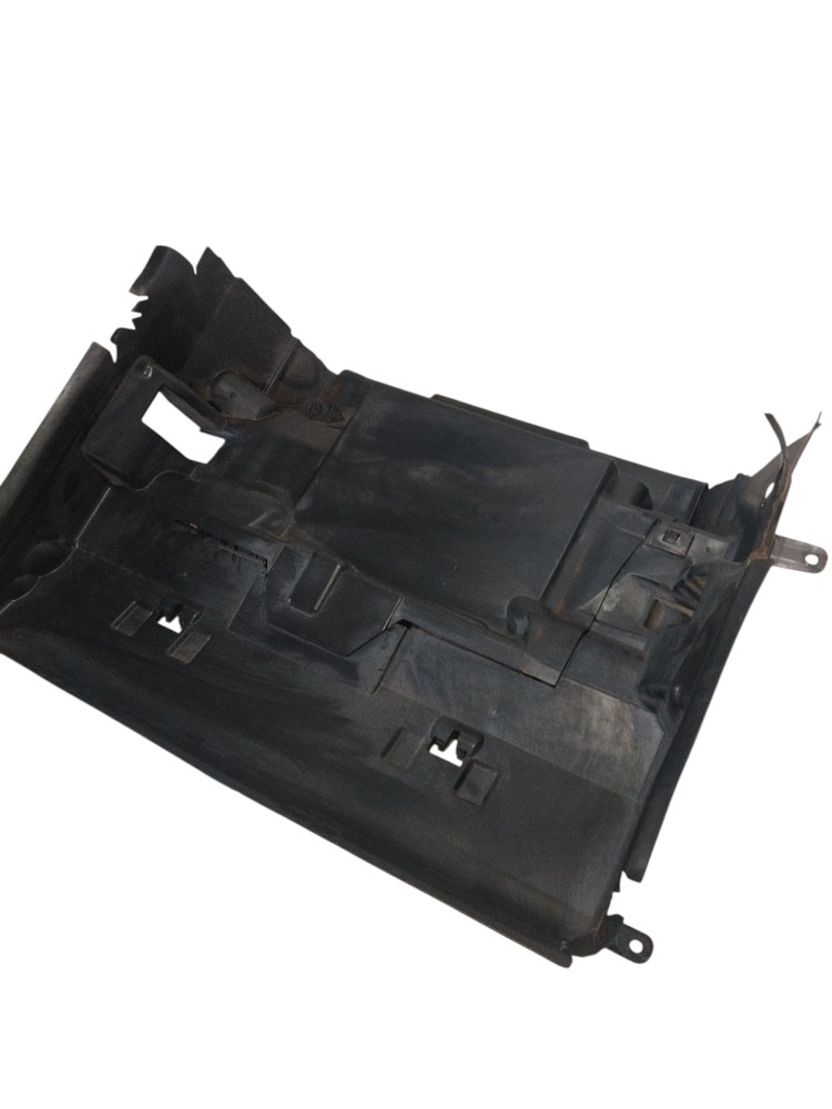 Duto De Ar Do Suporte Traseiro Radiador Audi Etron Original 3