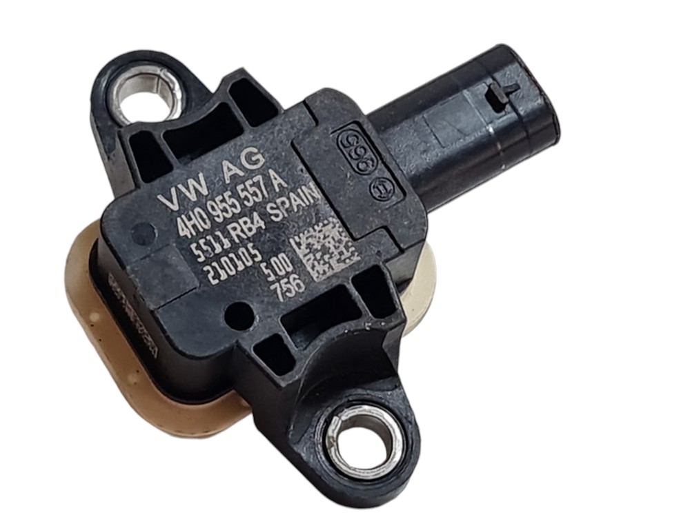 Sensor impacto lado esquerdo Audi A4 Avant 2019 4h0955557A