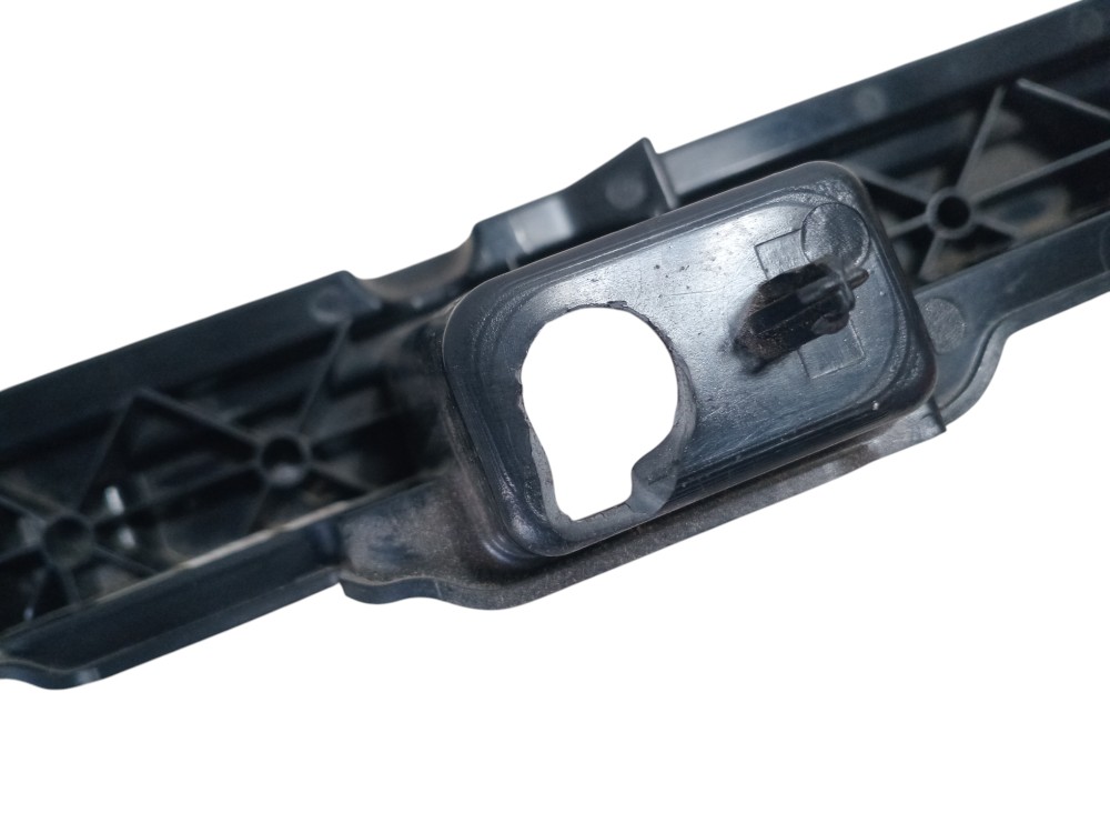 Moldura Acabamento Porta Mala Volvo XC90 T6 2021 Esquerdo 6