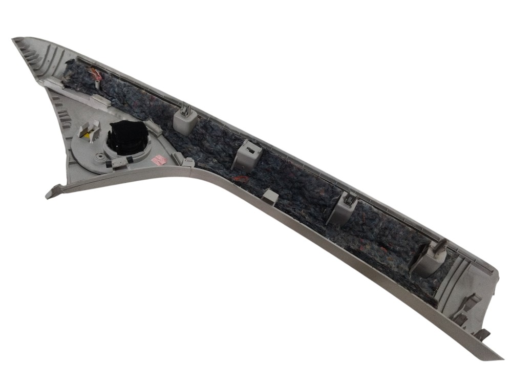 Acabamento Coluna Esquerda Renault Kangoo 2024 2025 6