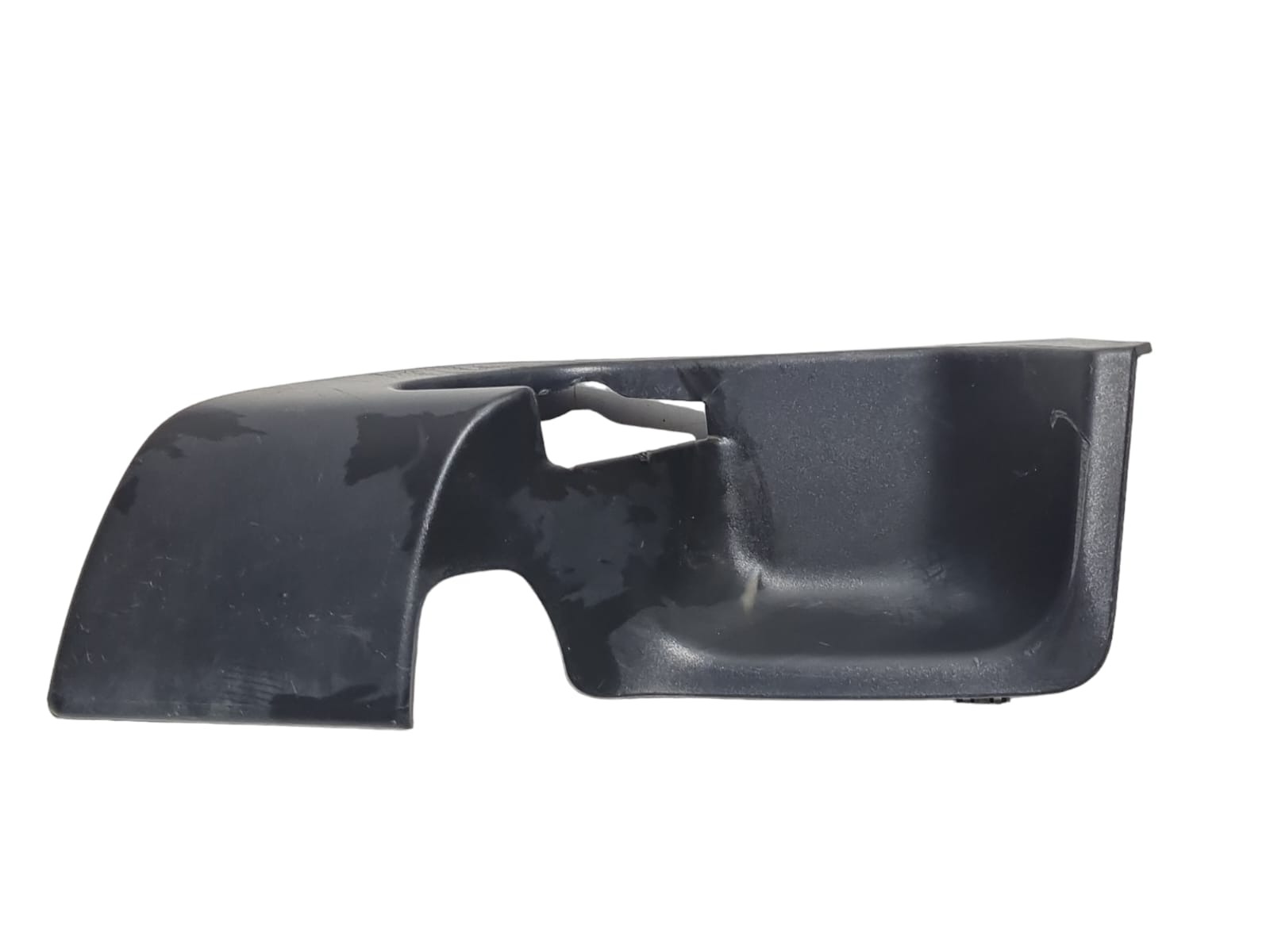 Moldura Acabamento Maçaneta Porta Direita Volvo Fh 82838279