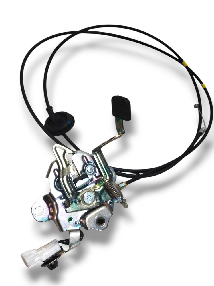 Fechadura do capo com o cabo do Toyota Yaris Cross 2026