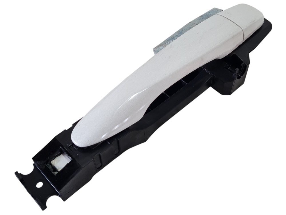 Maçaneta externa traseira esquerda Nissan Kicks 2023 2024 4