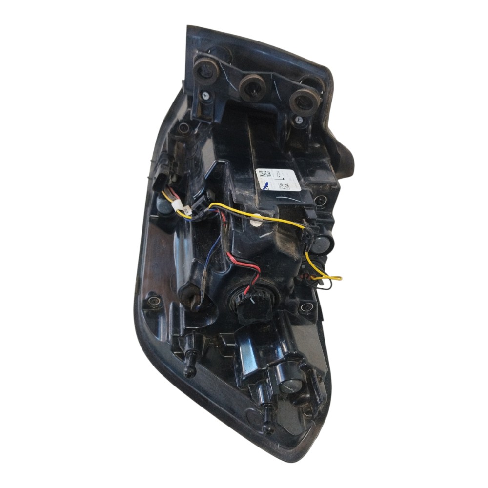Lanterna Traseira Esquerda Jeep Compass T 270 2023 Detalhes  Esquerdo/motorista 8