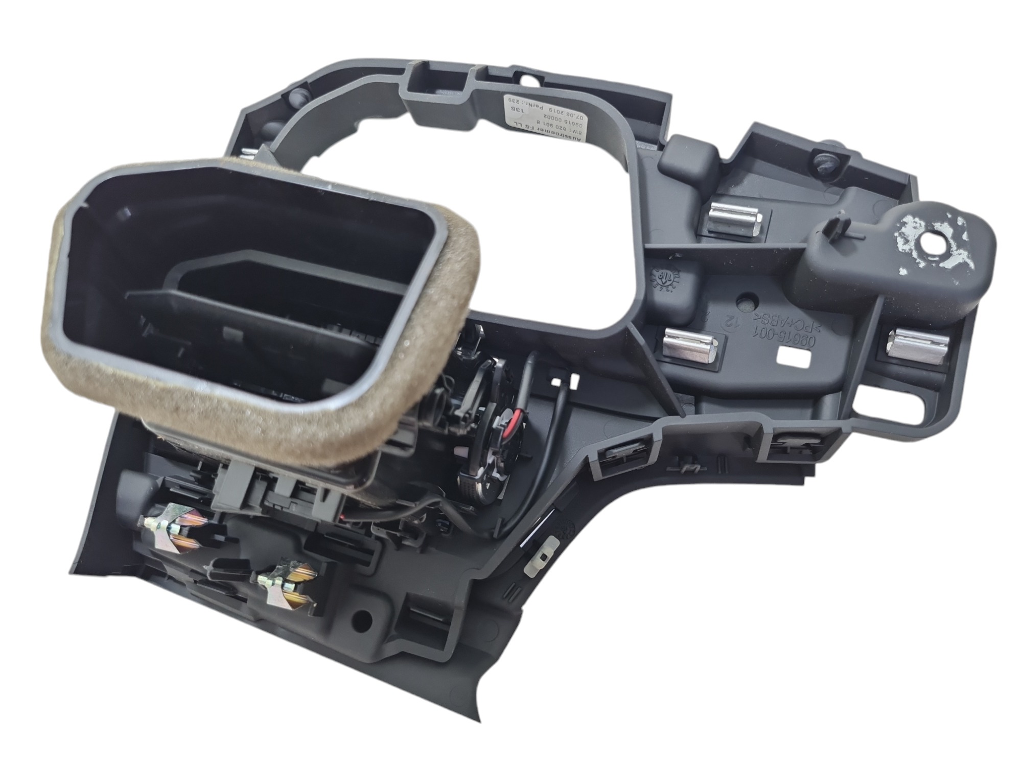 Difusor Ar Esquerdo Painel Audi A4 Avant 2019 8w1820901b 6