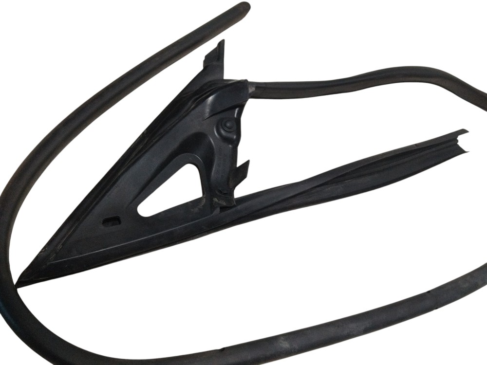 Guarnição Dianteiro Direito Interno Mercedes Cls 500 2005 2