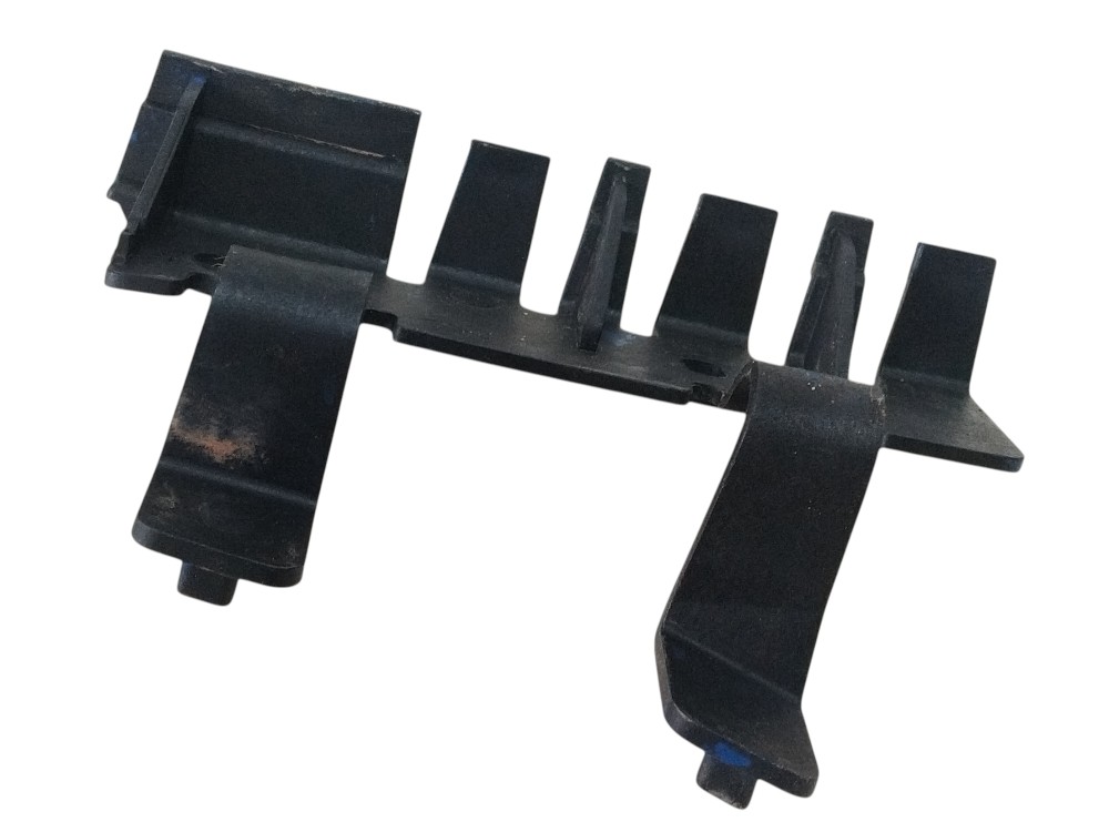 Guia Inferior Dir Para-choque Land Rover Discovery 4 2015 4