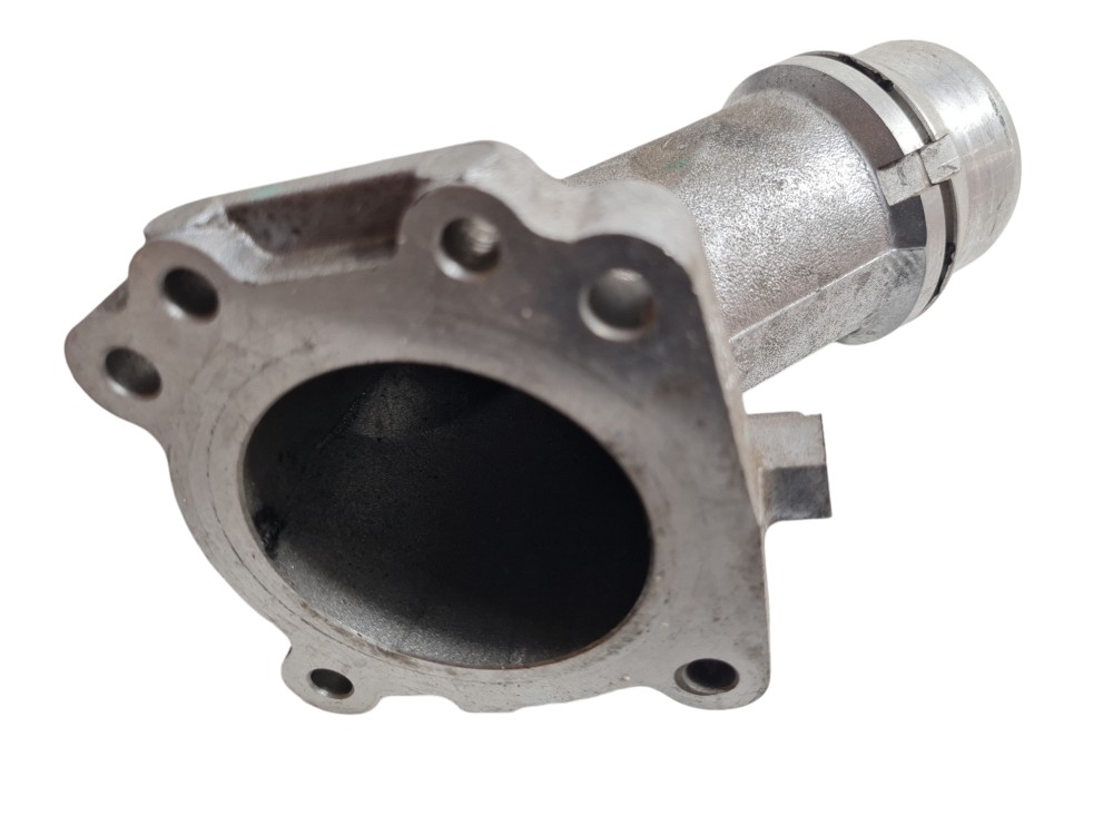 Flange Carcaça Válvula Termostatica Toyota Sw4 2022 Original 4
