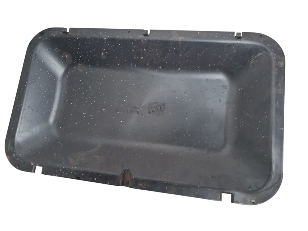 Acabamento interno Volvo VM 330 2021 2022 ORIGINAL 4