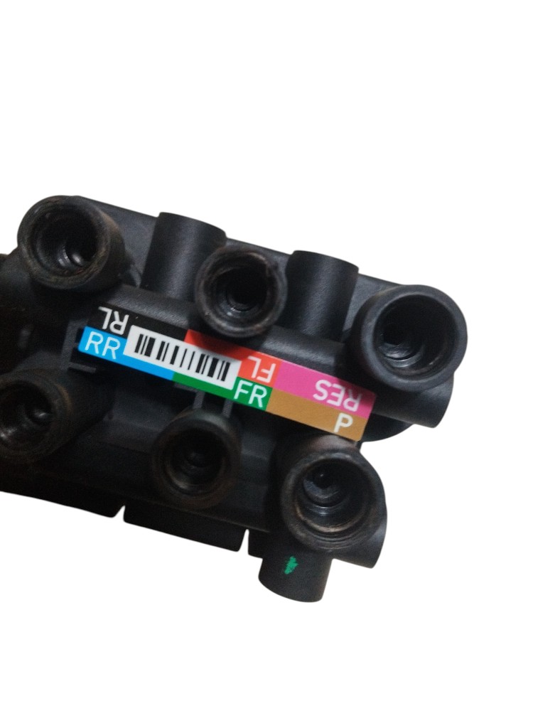 Válvula compressor Suspensão a Ar Audi Etron 2022 ORIGINAL 2