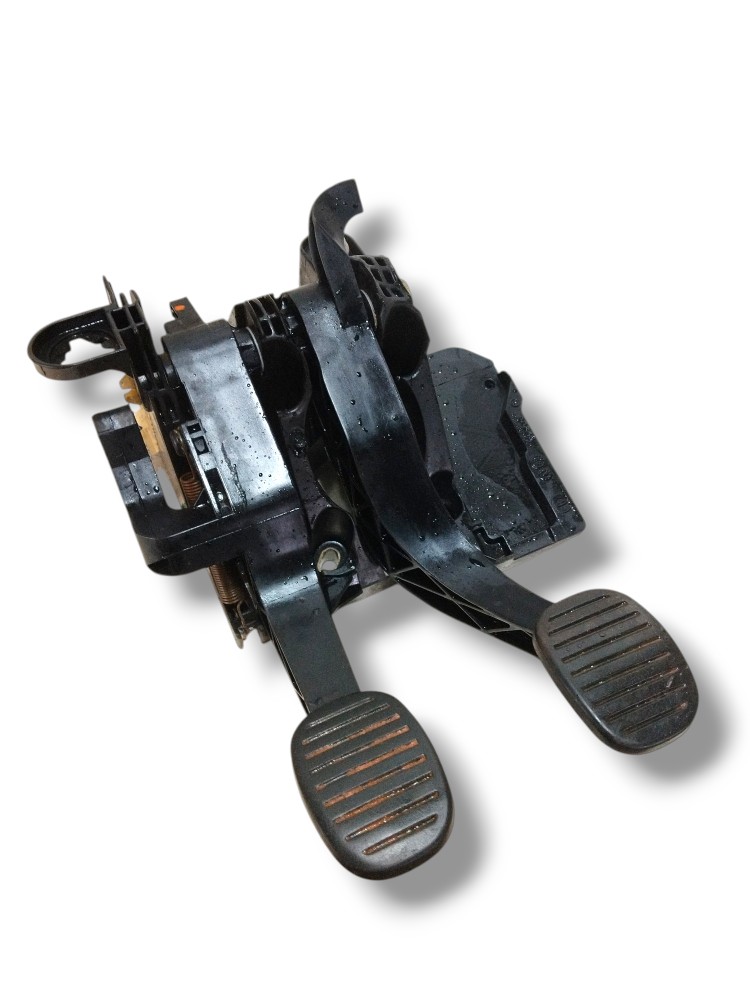 Pedal Freio pedaleira embreagem Vivace Fiat Uno e Fiorino