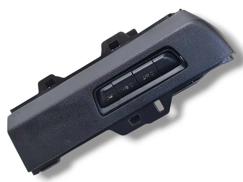Painel De Controle Renault Kangoo 2025 682102887r Detalhe 1