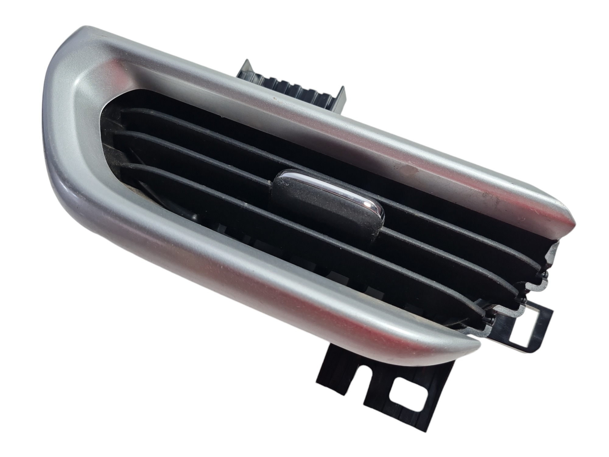 Difusor De Ar Esquerdo Gm Tracker 2022 26302917 1