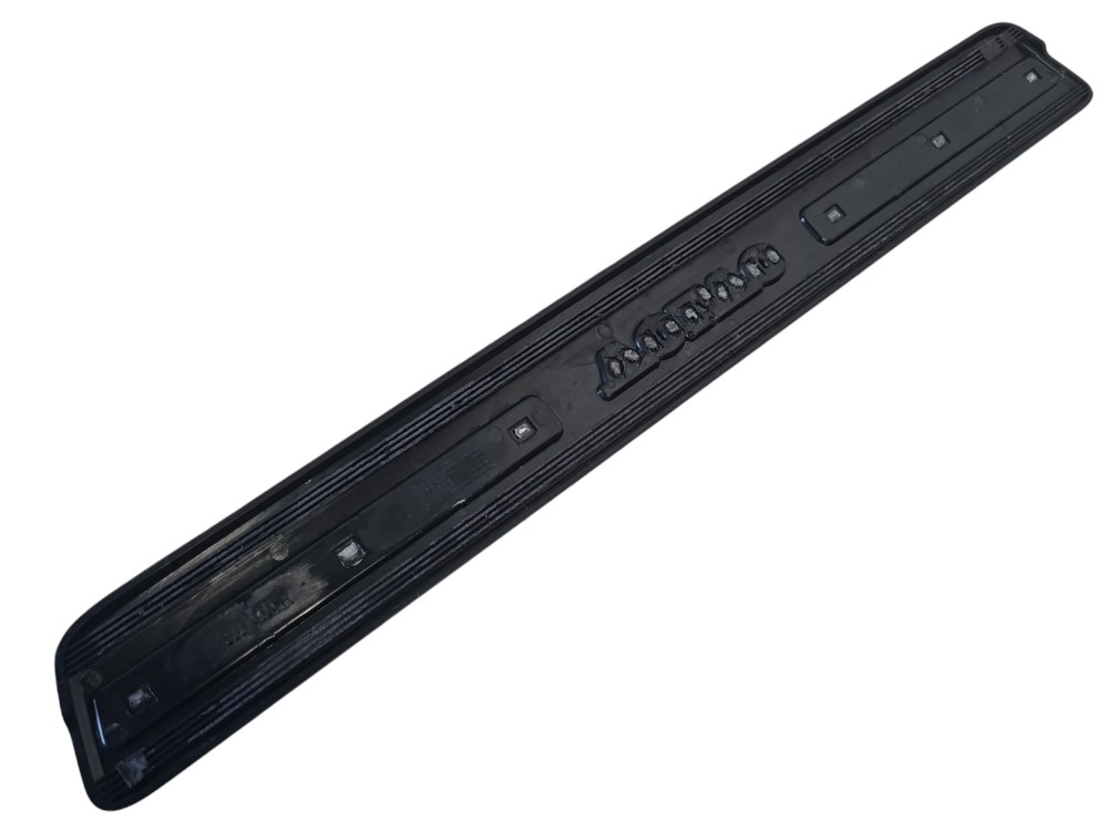 Soleira Porta Dianteira Direita Volvo Xc60 2015 31343213 4