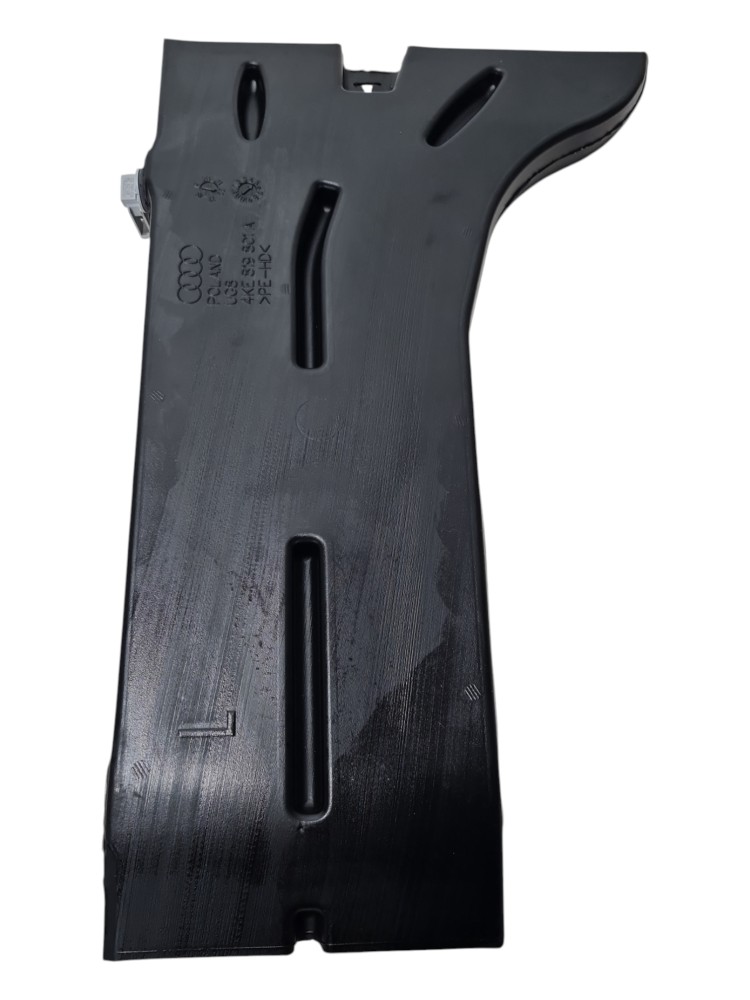 Duto de ar sob duto de assento audi e tron 2022 original 2