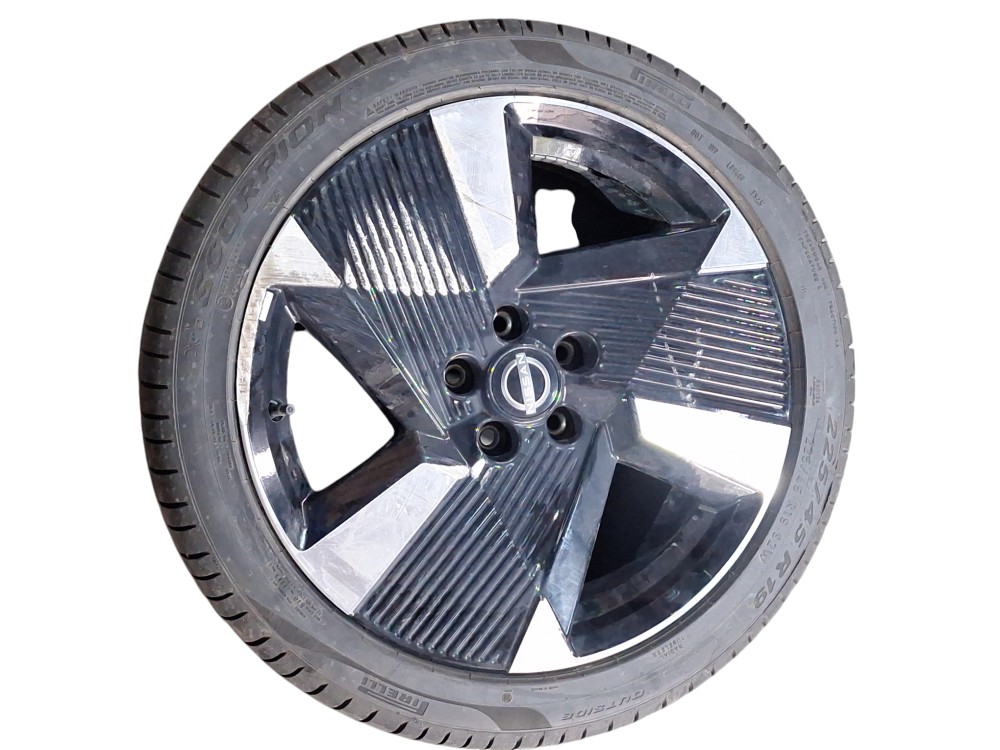Roda Original Nissan Kicks Aro19 Com Pneu Pirelli 225 45 R19