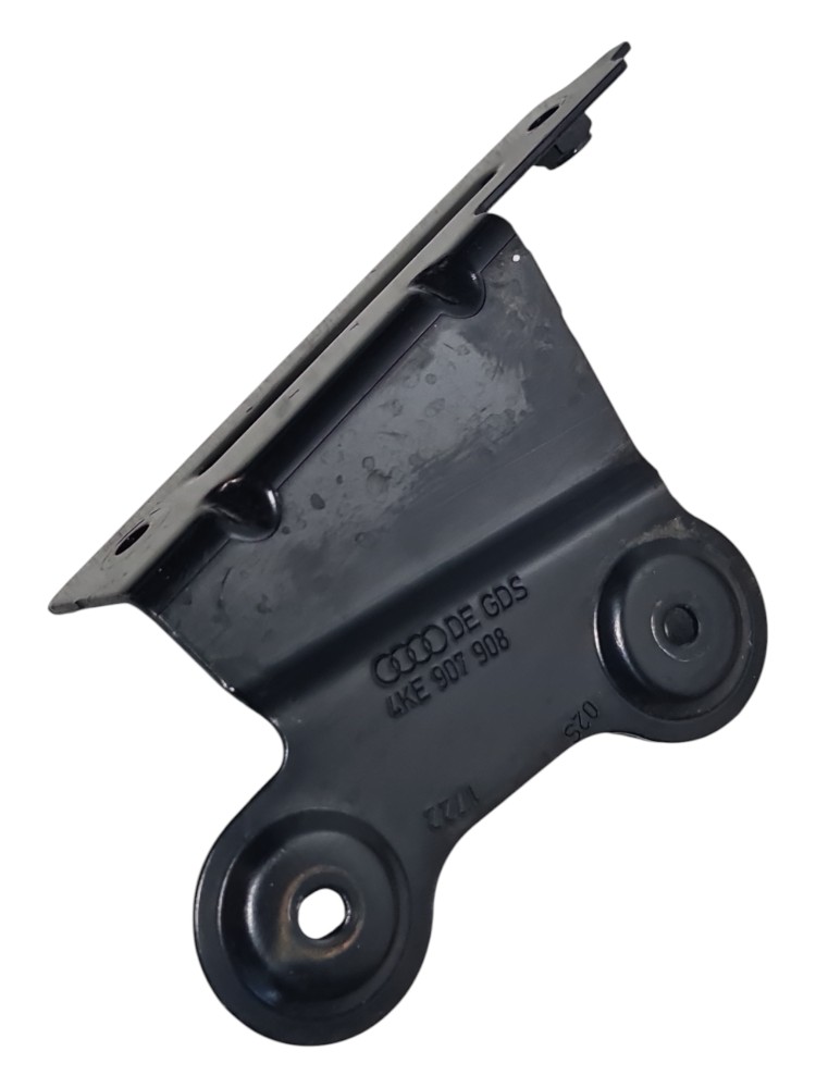 SUPORTE DA TOMADA DE CARREGAMENTO AUDI E-TRON 2022 ORIGINAL 3