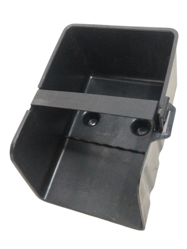 Suporte p/Caixa de Primeiros Socorros MB Classe C230 2002 2