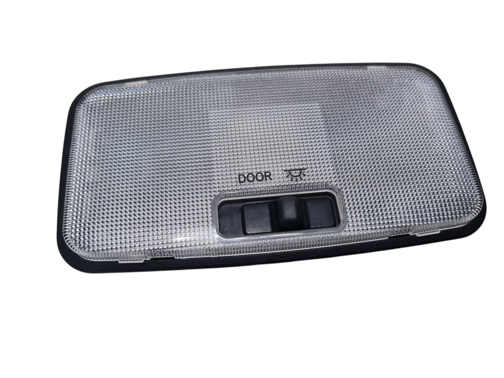 Luz cortesia de teto Toyota Corolla Cross ano 2021 2022